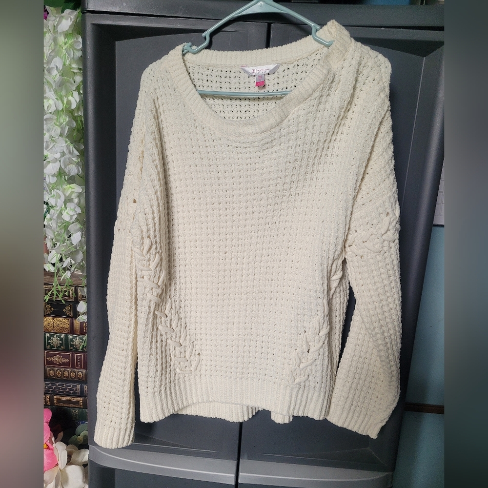 No Boundaries white knit sweater XL